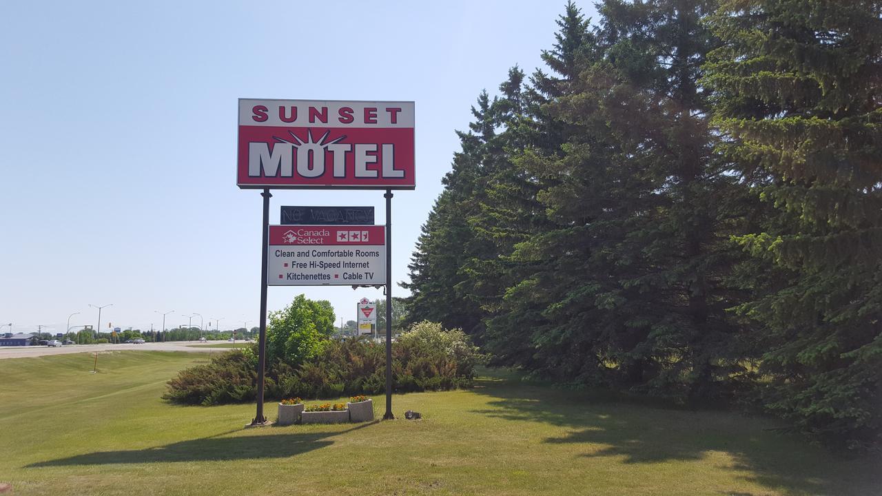 Sunset Motel Portage la Prairie Bagian luar foto